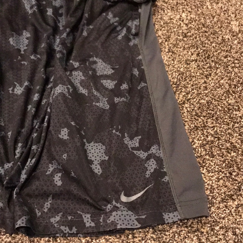 shorts - Picture 3 of 3
